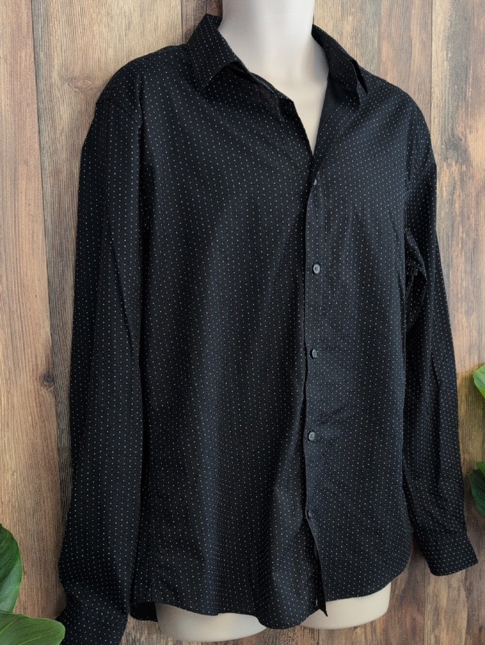 H&M Black Long-Sleeve Slim Fit Button-Up Shirt L     Q296